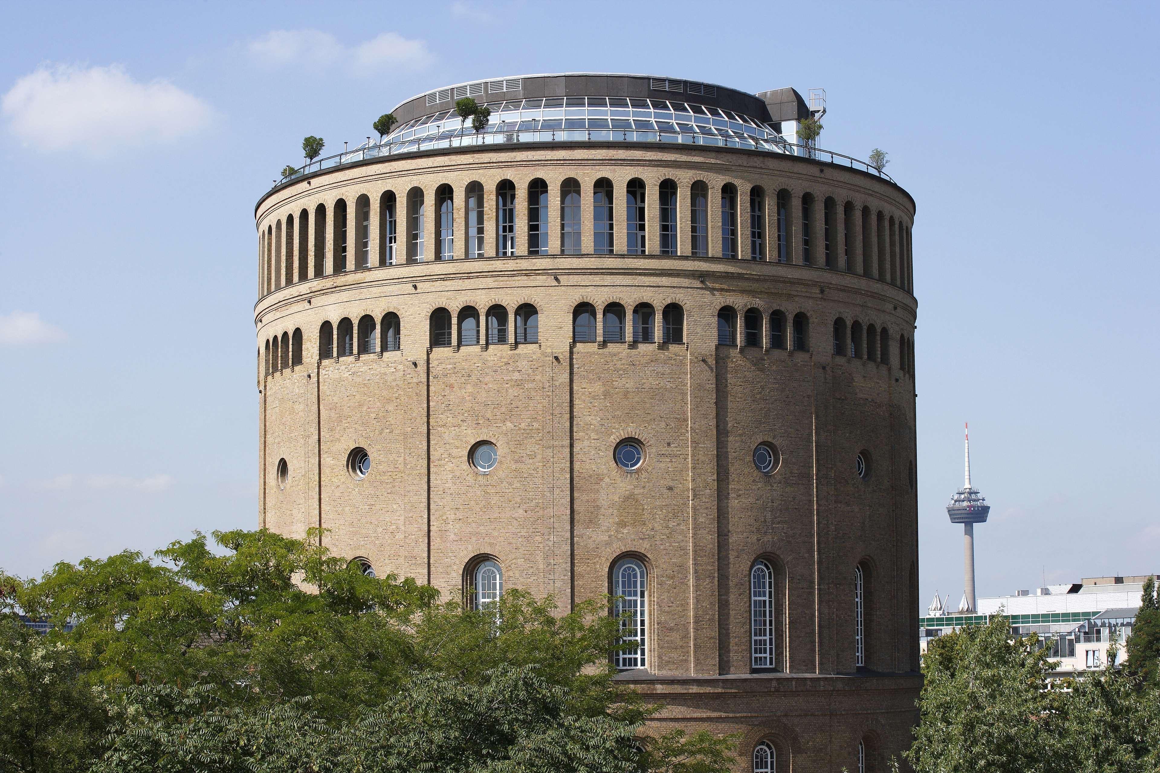 Wasserturm Hotel Cologne, Curio Collection By Hilton Extérieur photo